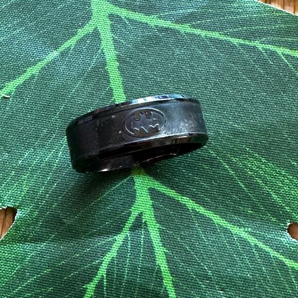 BOGO FREE BATMAN SIZE 9 ring black titanium steel - Picture 7 of 8